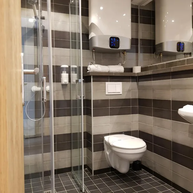غرفة مفردة بحمام خاص، Hotel Resurs 5/6
