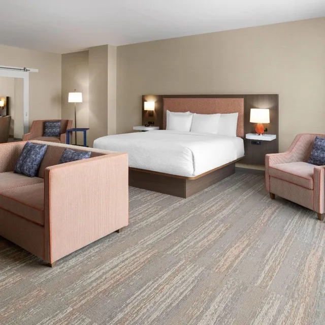 جناح استوديو بسرير كينج، La Quinta Inn & Suites by Wyndham Jamaica NYC/JFK AirTrain 1/3