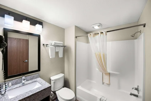 جناح بسرير كينج، Quality Inn & Suites Big Spring 5/5