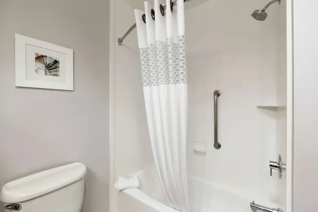 جناح بسرير كينج، Hampton Inn Brookhaven Long Island 4/4