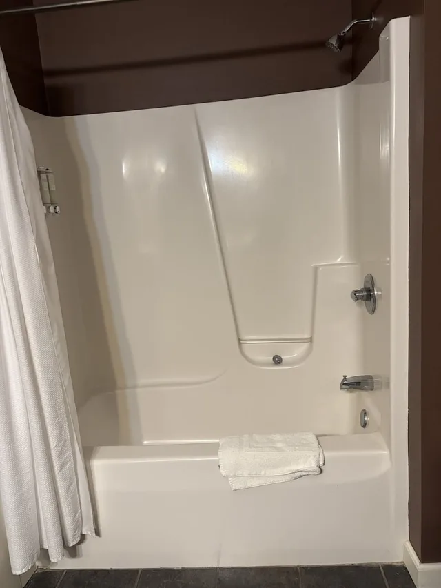غرفة بسرير كينج، William Watson Hotel 2/3