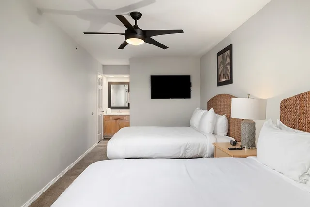 شقة سكنية فاخرة بسريرين كينج بـ3 غرف نوم بجاكوزي بمطبخ، Still Waters Resort 7/10
