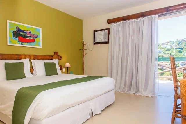 غرفة ديلوكس بسرير مزدوج بإطلالة على الحديقة بحوض جاكوزي، Rio Búzios Beach Hotel 1/10