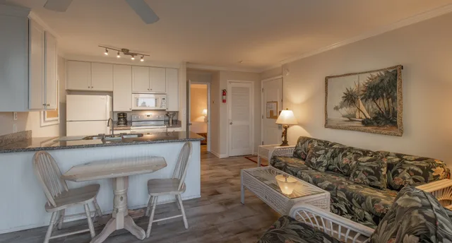 1 Bedroom, Villa, Queen Bed, Ocean View, Villas By the Sea Resort Conference Center 2/4