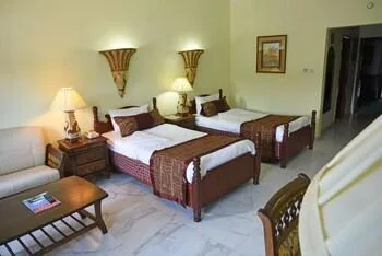 غرفة تنفيذية بسرير مزدوج، Imperial Resort Beach Hotel 1/1