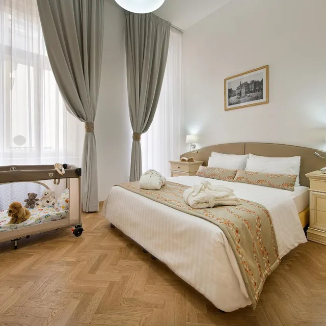 شقة سوبيريور رباعية بسرير فردي، Hotel Suite Home Prague 1/6