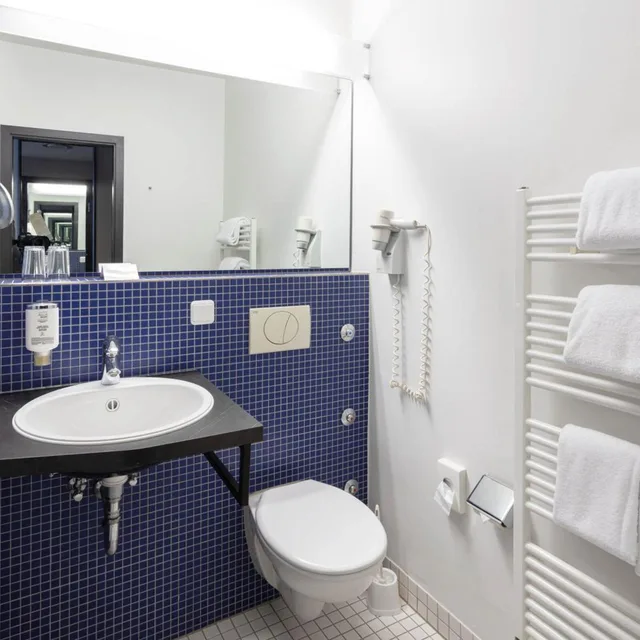 Standard, Double Bed, Sunday Hotel Bad Honnef 14/15