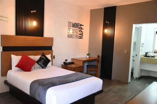 غرفة بزنس مفردة، American Inn Hotel Suites Hidalgo Del Parral 1/2