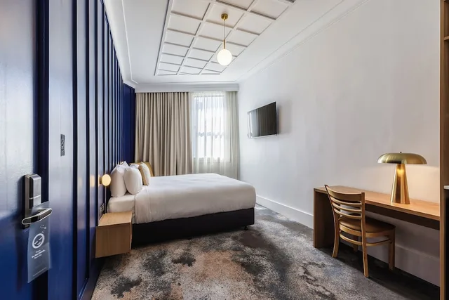 غرفة سوبيريور بسرير كينج، Royal Exhibition Hotel 2/4