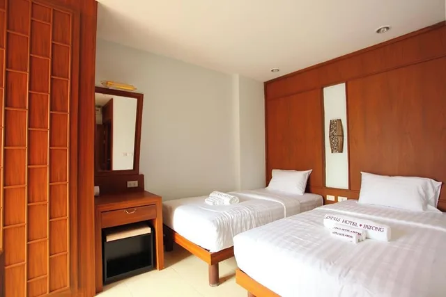 غرفة ديلوكس بسريرين منفصلين، Lotus Hotel Patong 9/10
