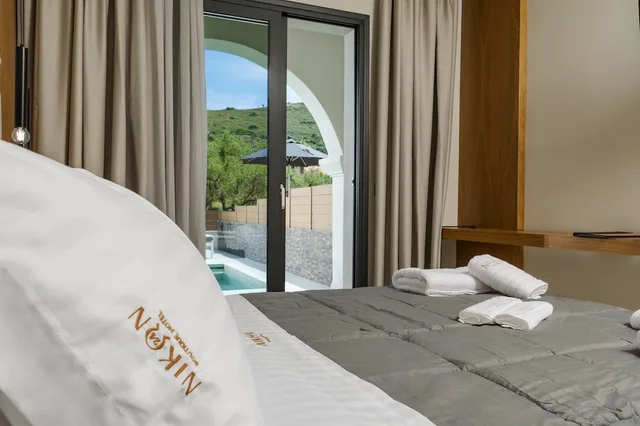 غرفة سوبيريور بسرير كوين بمسبح خاص، Nikon Boutique Hotel 3/8
