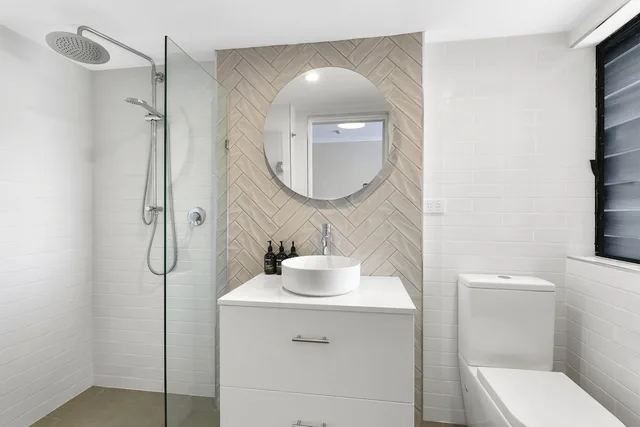 غرفة ديلوكس بسرير كينج بإطلالة على البحر، Ibis Styles Port Macquarie 6/6