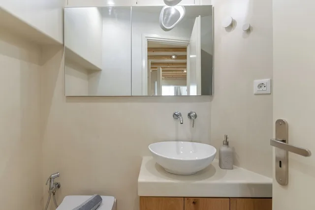 Semi Basement, Deluxe, Apartment, Double Bed, Antony Suites 6/10