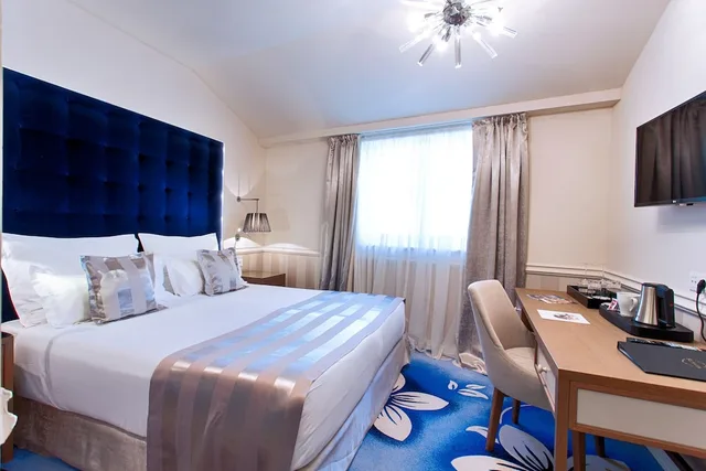 غرفة قياسية بسرير مزدوج بإطلالة على المتنزه، Grand Hotel Slavia 2/5