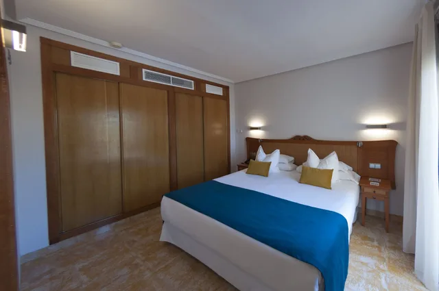 جناح جونيور بسريرين منفصلين مع أريكة، La Laguna Spa And Golf 4/9