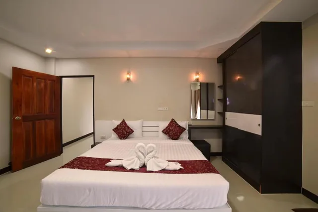 غرفة عائلية بسريرين مزدوجين، Gold Airport Suites 1/5