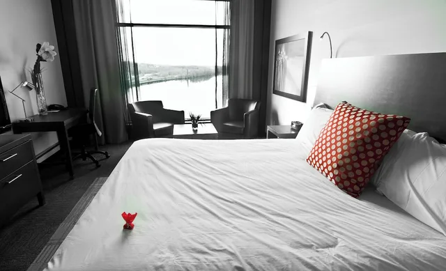 لوفت تنفيذي، Grand Times Hotel Sherbrooke 1/6