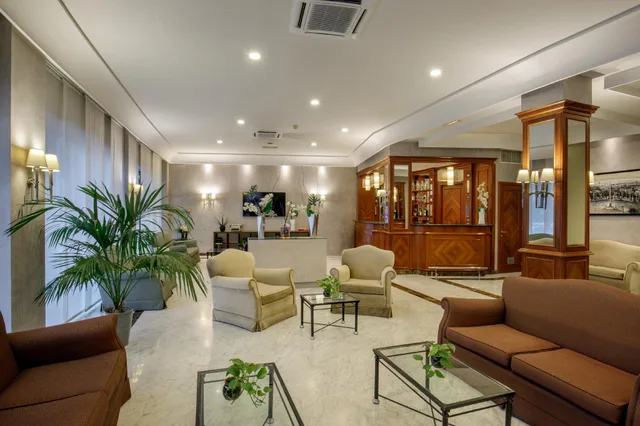 Extra Size Room، Santa Costanza Hotel 1/1