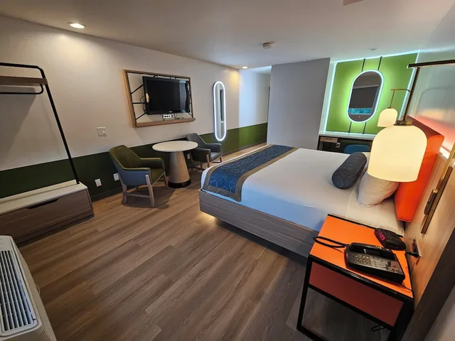 غرفة بسرير كينج، Triplodge Hotel Santa Clarita/Valencia 3/5