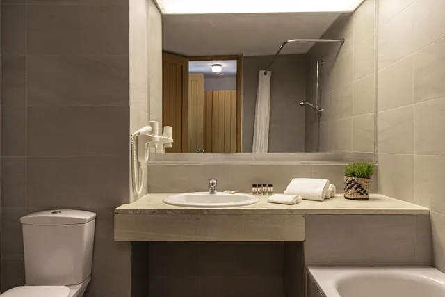 غرفة كلاسيكية بسرير مزدوج، Amalia Hotel Olympia 3/3
