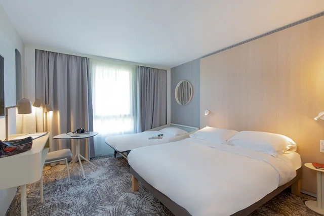 غرفة كلاسيكية بسرير مزدوج مع أريكة، Hotel Novotel Aix En Provence Pont De L'arc Fenouilleres 10/10