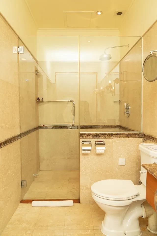 غرفة عائلية بسرير كينج، Galle Face Hotel 3/3