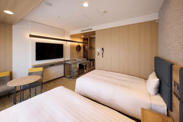 غرفة قياسية بسريرين منفصلين، Via Inn Tokyo Oimachi 3/5