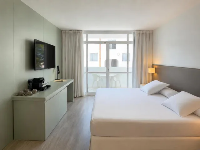 جناح بغرفتي نوم، Prinsotel Alba 1/10