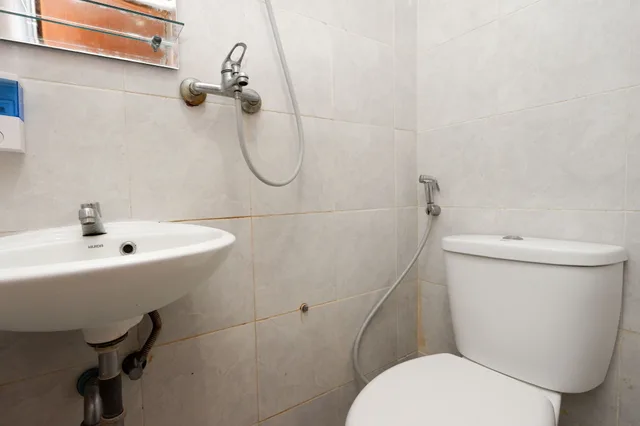 غرفة بسرير مزدوج، Reddoorz Near Kota Lama Semarang 3/3