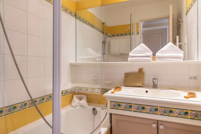 Studio, Bunk Bed, 2 Sofa, Balcony or Terrace، Maeva Particuliers Les Restanques Du Golfe de Saint Tropez 5/8