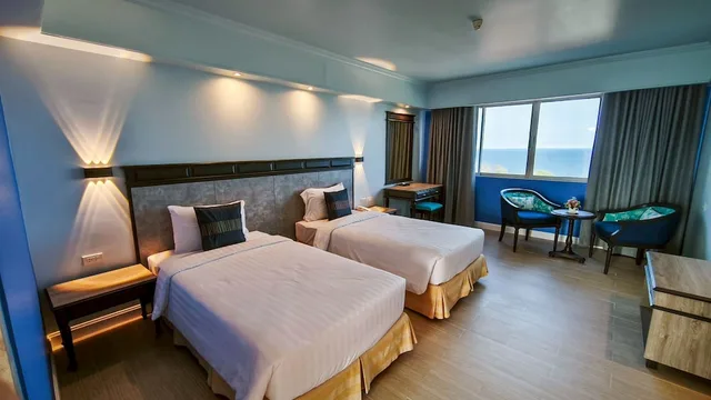 جناح تنفيذي بسرير كينج وسريرين منفصلين بغرفتي نوم، Hua Hin Grand Hotel And Plaza 3/4