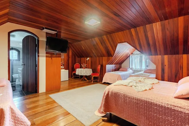 Deluxe, Quadruple, Double and Twin Beds, Pousada Recanto Siao 5/8