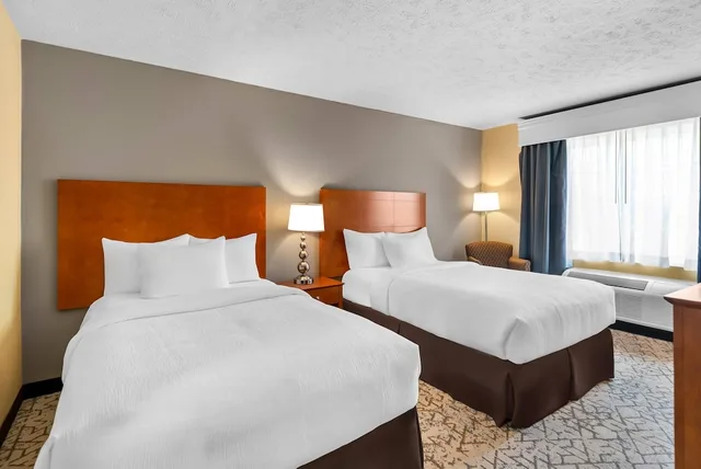 Standard, 2 Queen Beds, Quality Inn Kilmarnock VA 2/5