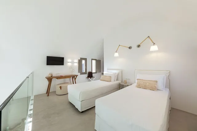 Gold, Villa, 4 Queen Beds, Private Pool، Eolia Luxury Villas 4/9