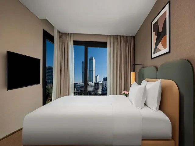 جناح ديلوكس بسريرين كوين بـ3 غرف نوم، Movenpick Living Istanbul Saklivadi 6/10