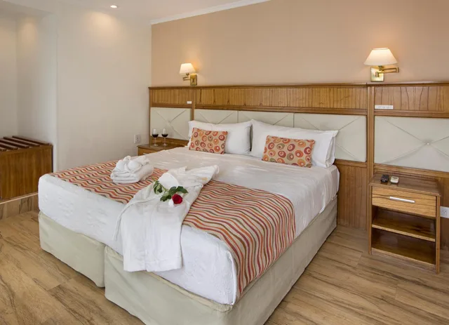 جناح ديلوكس بسرير مزدوج، Sheltown Hotel 1/4