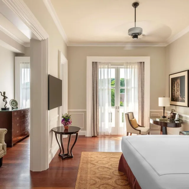 Colonial, Suite, King Bed, Garden View، Raffles Grand Hotel D Angkor Hotel 4/10