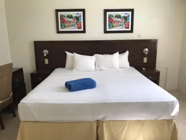 1 Bedroom, Apartment, Coconut Court Beach Hotel 3/9