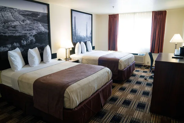 غرفة بسرير كوين لذوي الإعاقة، Super 8 by Wyndham Yuma 3/3