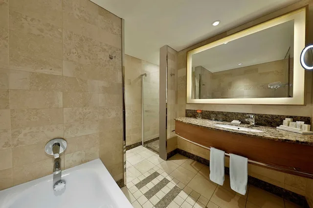 غرفة قياسية بسريرين منفصلين، Hilton Durban 5/5