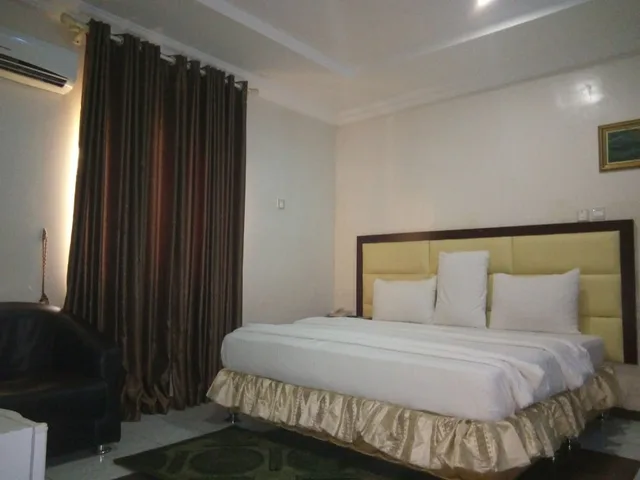 غرفة قياسية بسرير كوين، Viclin Diamond Hotels 2/3