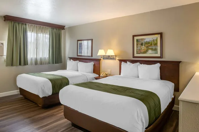 Efficiency, Suite, 2 Queen Beds، Quality Inn And Suites el Cajon San Diego East 1/4