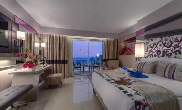 غرفة ديلوكس بسرير مزدوج بإطلالة على الحديقة، Rixos Premium Tekirova 6/10