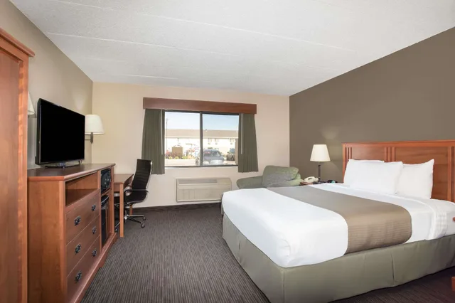 غرفة بسرير كوين، Americinn By Wyndham Sioux City 2/6