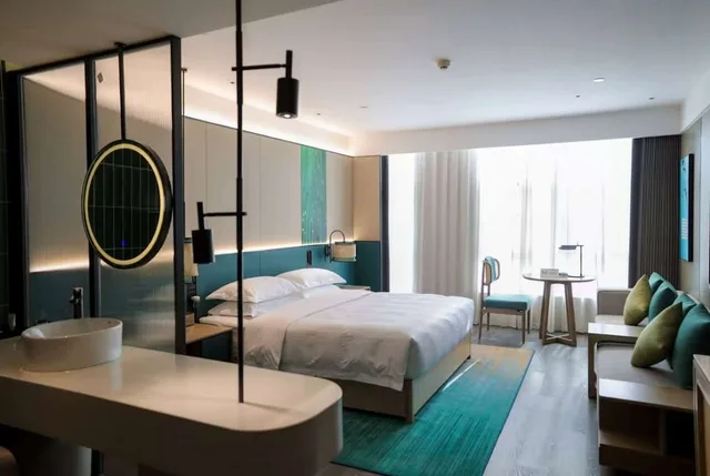 غرفة فاخرة بسرير كينج، Ramada by Wyndham Yiyang Taojiang 1/1