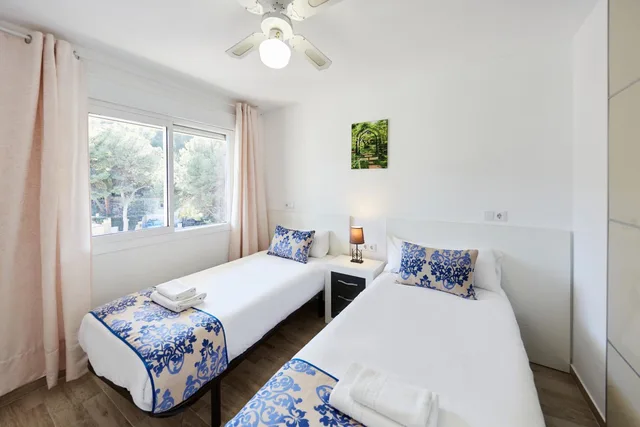 شقة ديلوكس بسريرين منفصلين مع أريكة، Sonrisa Apartments 3/6