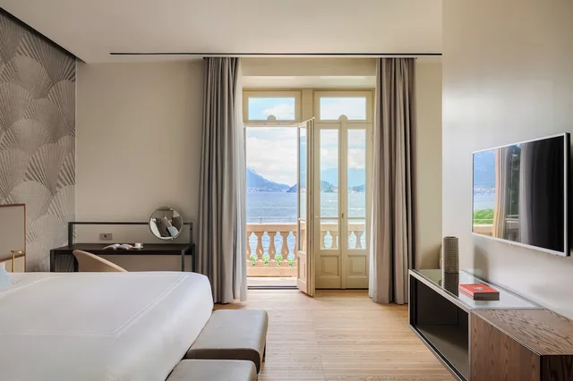 جناح بريميوم بسريرين كينج بإطلالة على البحيرة، Grand Hotel Victoria Concept And Spa 2/5