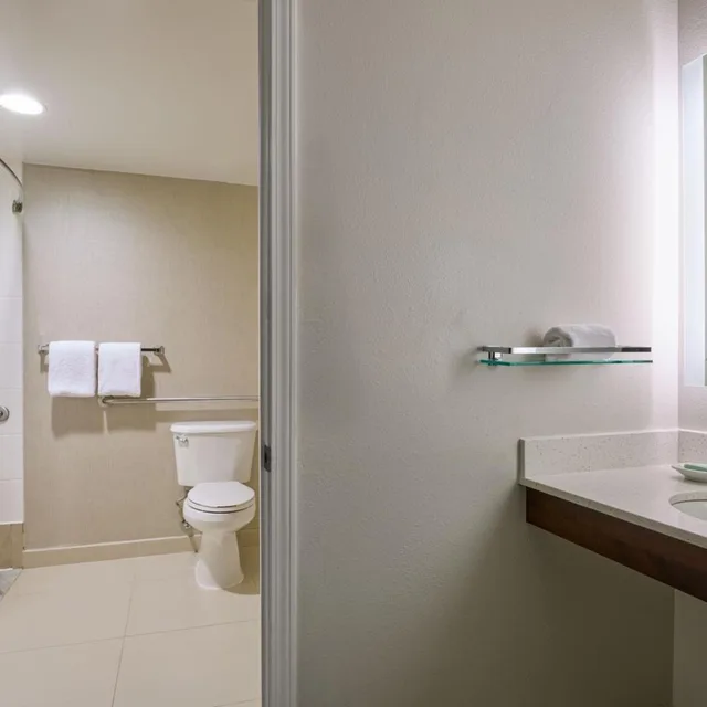 2 Bedrooms, Suite, Residence Inn Greenbelt By Marriott 7/7