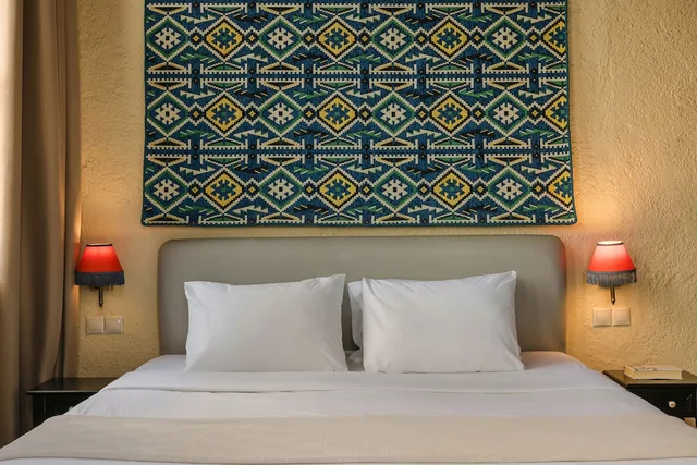 غرفة سوبيريور بسرير كينج بشرفة، Alcanea Boutique Hotel 6/7