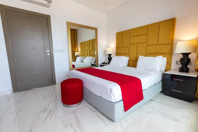 غرفة تنفيذية عائلية بإطلالة على البحر، M Hotels at Porto Marina 4/6